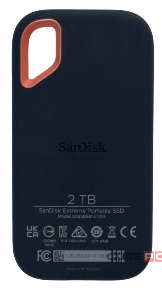 Внешний жесткий диск 2TB SanDisk Extreme Portable SSD 1050 Mb/s (SDSSDE61-2T00-G25) черный
