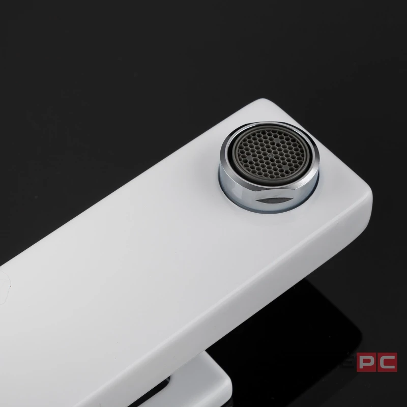 Смеситель для раковины Gappo G1017-8, рычажное управление, цвет хром/белый