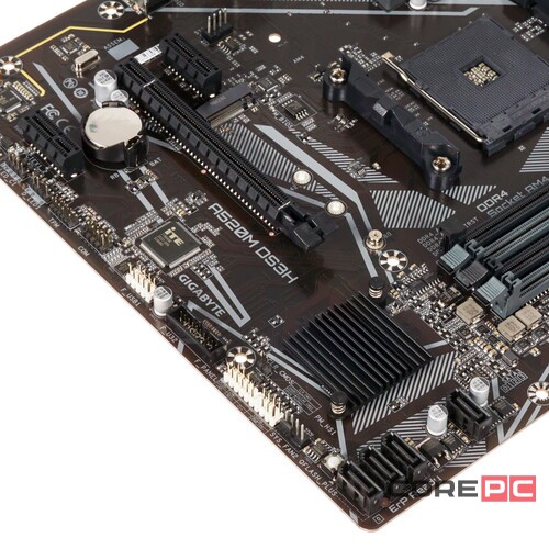 Материнская плата Gigabyte A520M DS3H