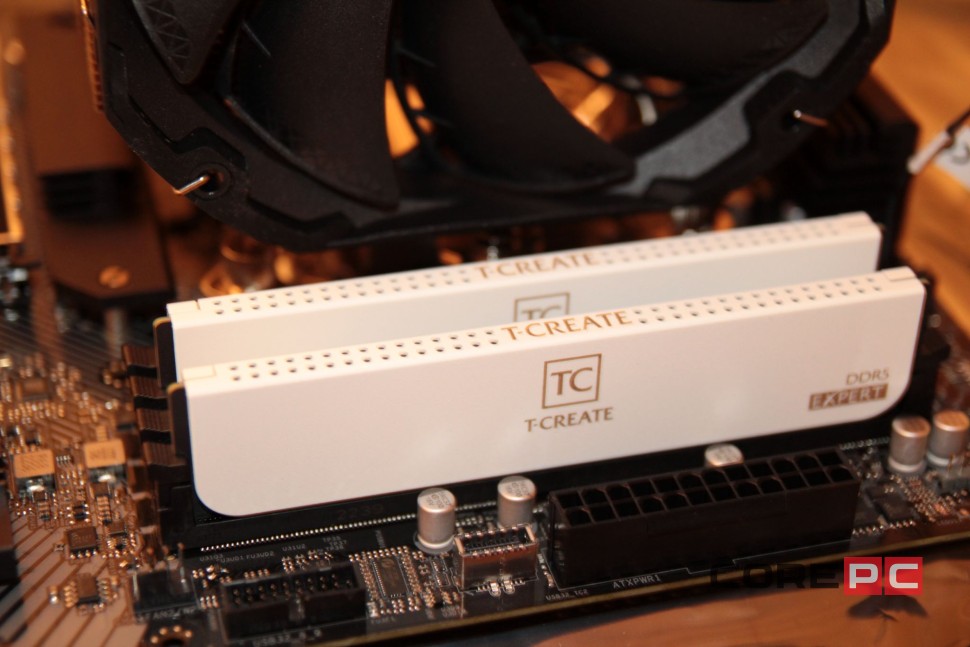 Оперативная память 32 Gb 6000 MHz Team Group T-CREATE Expert White (CTCWD532G6000HC38ADC01)
