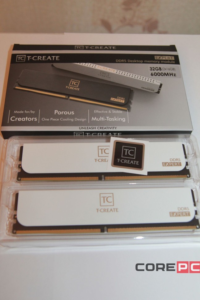 Оперативная память 32 Gb 6000 MHz Team Group T-CREATE Expert White (CTCWD532G6000HC38ADC01)