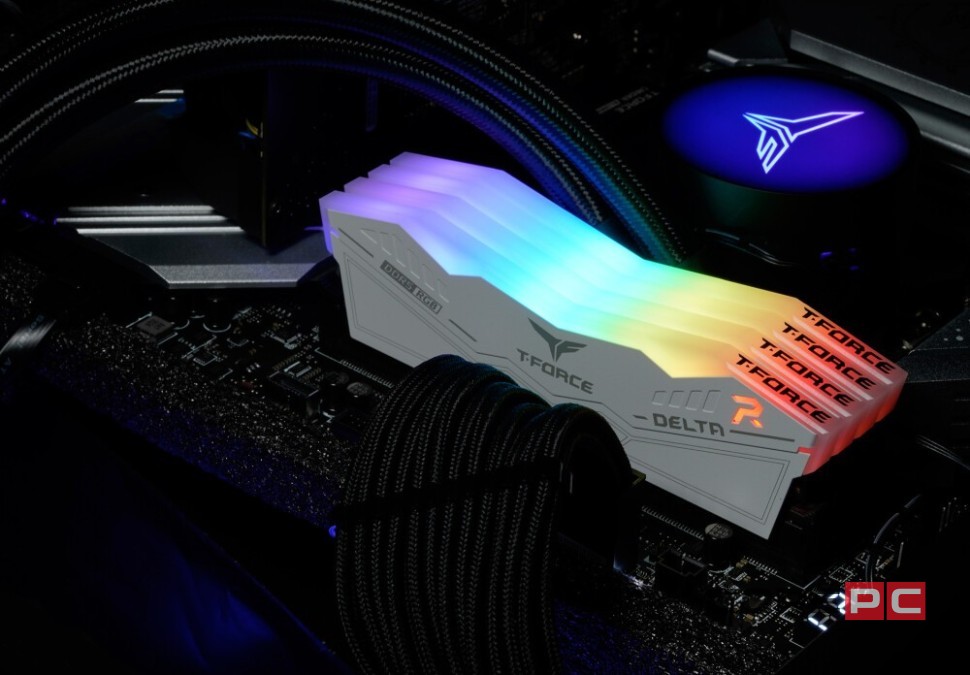 Оперативная память 48 Gb 6400 MHz Team Group T-FORCE VULCAN White (FF4D548G6400HC32ADC01)